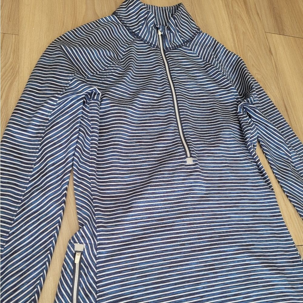 Athleta Striped Half Zip Sweatshirt Blue and White Size Small Activewear